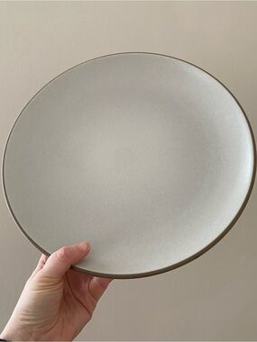 $58 New Heath Ceramics Sand Color Coupe Dinner Plate 11'' Diameter 0720-5